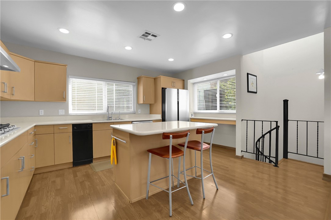 1020 De La Fuente Street Property Photo 18
