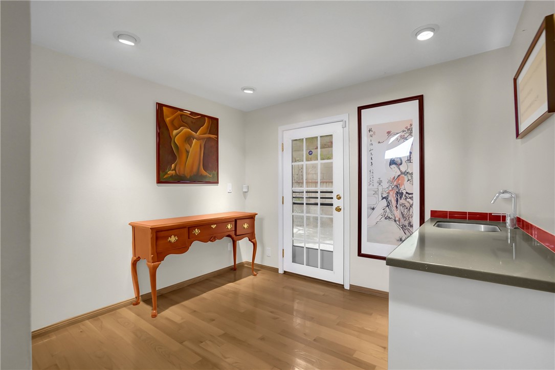 1020 De La Fuente Street Property Photo 23