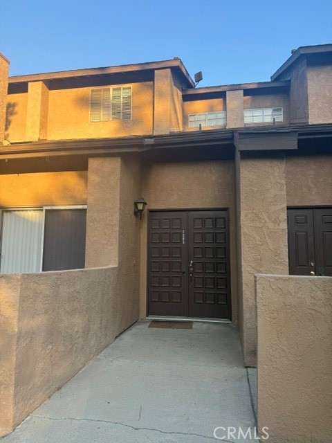 2205 Paseo Tepic Property Photo 1
