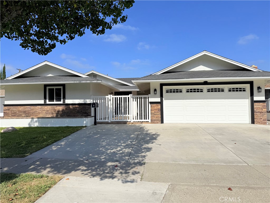 23841 Palmek Property Photo 1