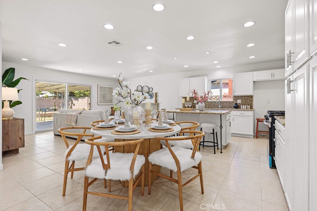 23841 Palmek Property Photo 3