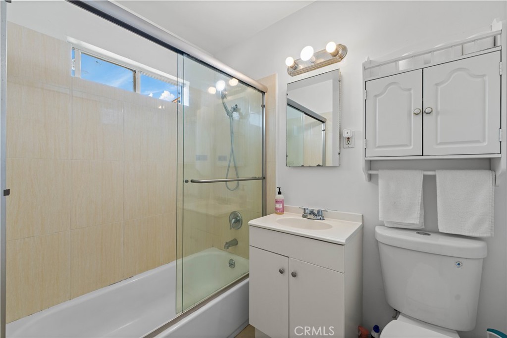 5236 Halifax Property Photo 13