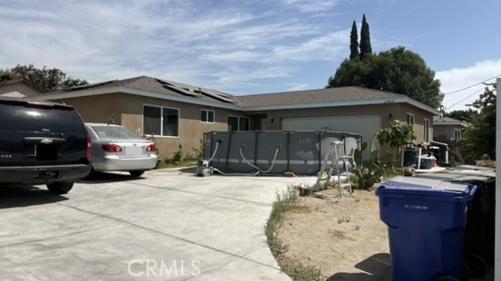 2346 1/2 Fairgreen Avenue Property Photo 2