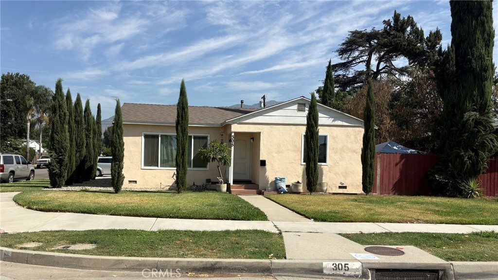 305 E Camino Real Property Photo 1
