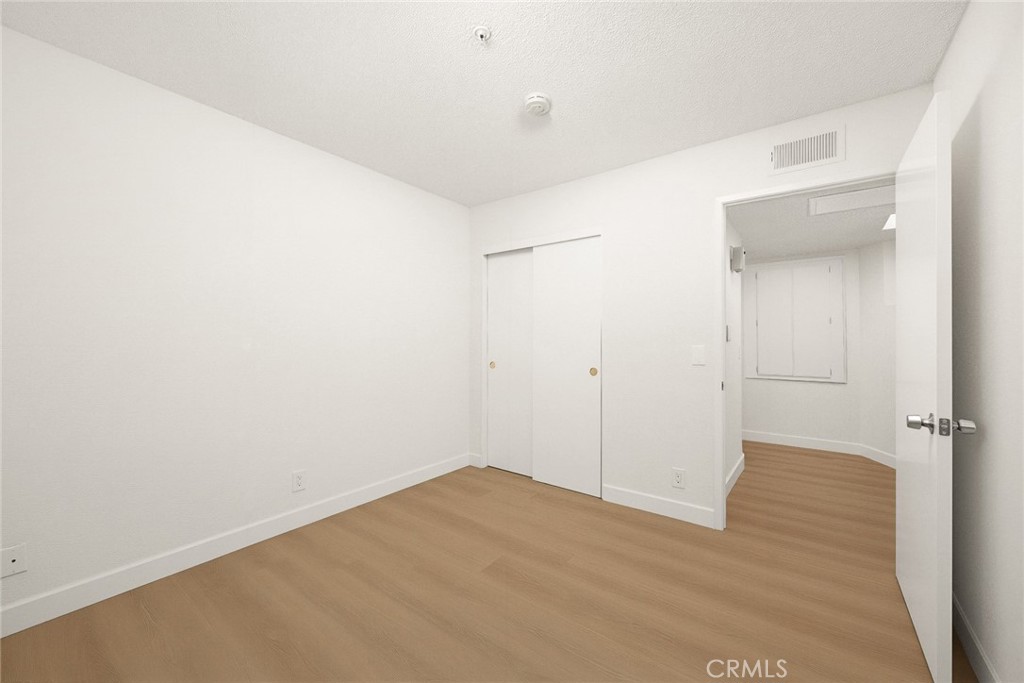 216 S Marengo G Property Photo 18