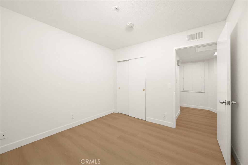 216 S Marengo G Property Photo 18
