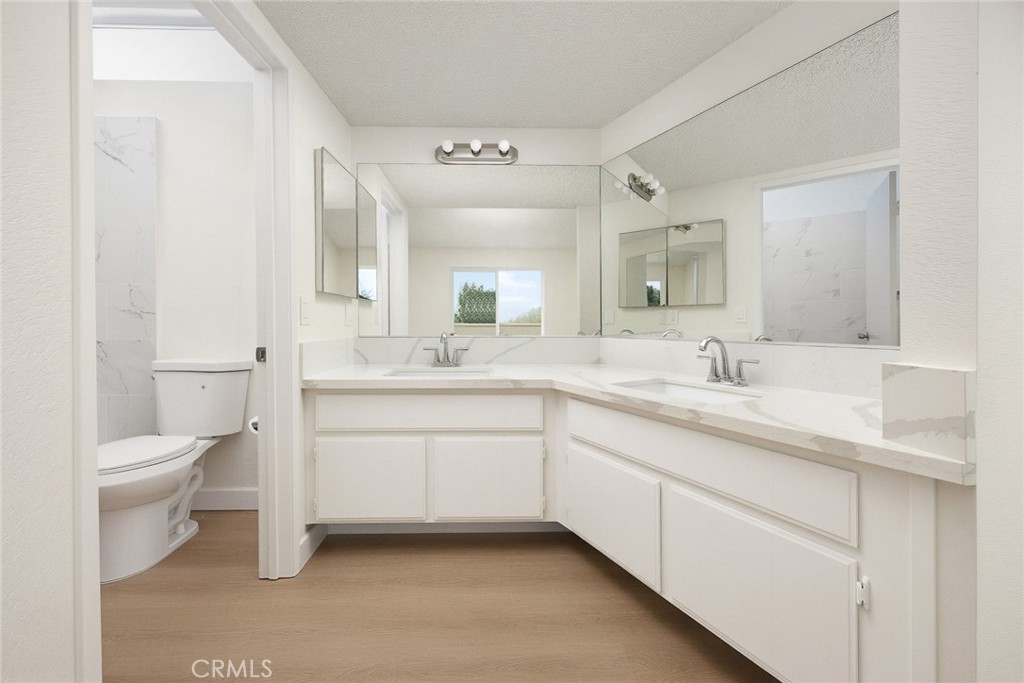 216 S Marengo G Property Photo 24