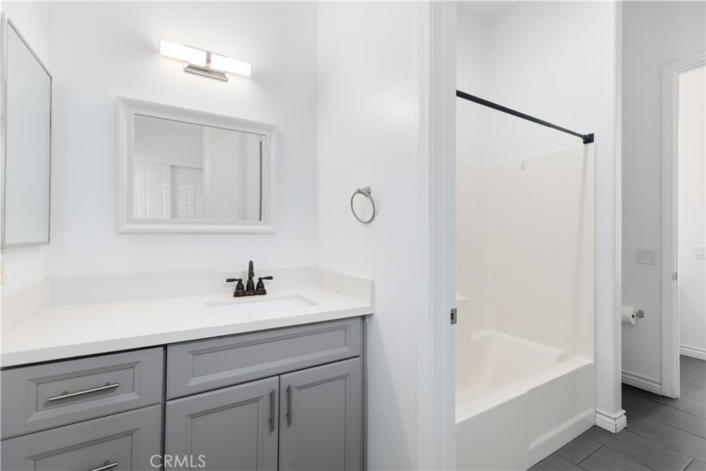 13482 Redwood Property Photo 17