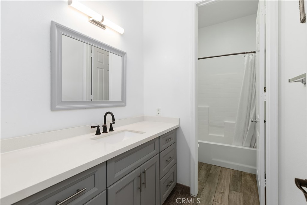 13482 Redwood Property Photo 25
