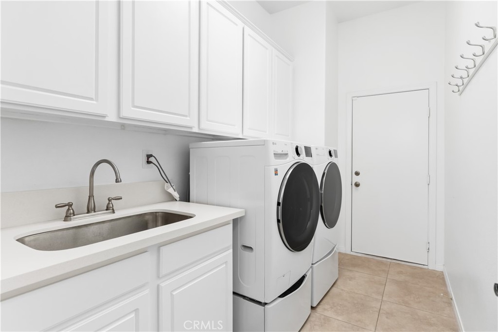 13482 Redwood Property Photo 34