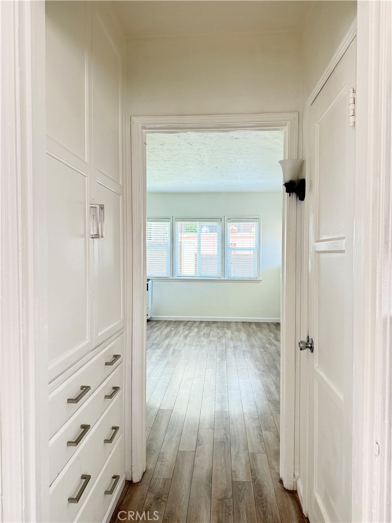 702 S Pacific Coast Highway B Property Photo 4