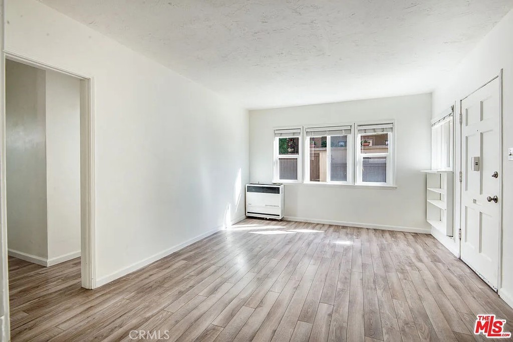702 S Pacific Coast Highway B Property Photo 9
