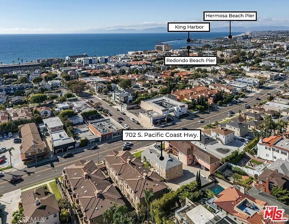 702 S Pacific Coast Highway B Property Photo 12