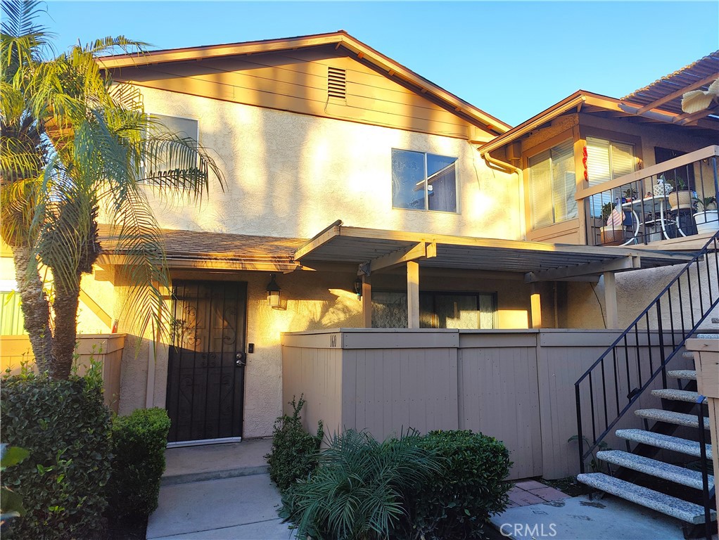 1425 Forest Glen Property Photo 1