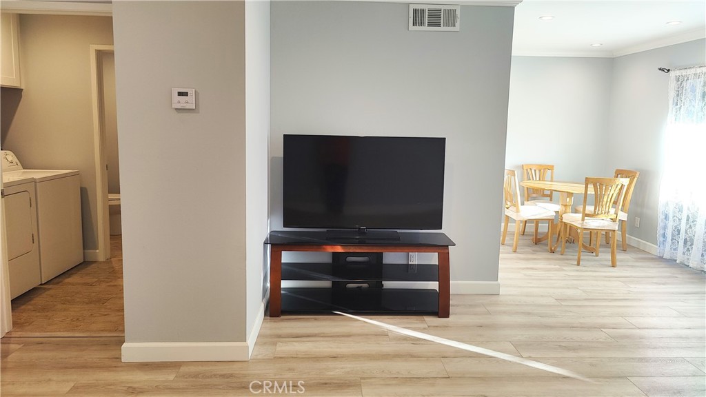 1425 Forest Glen Property Photo 16