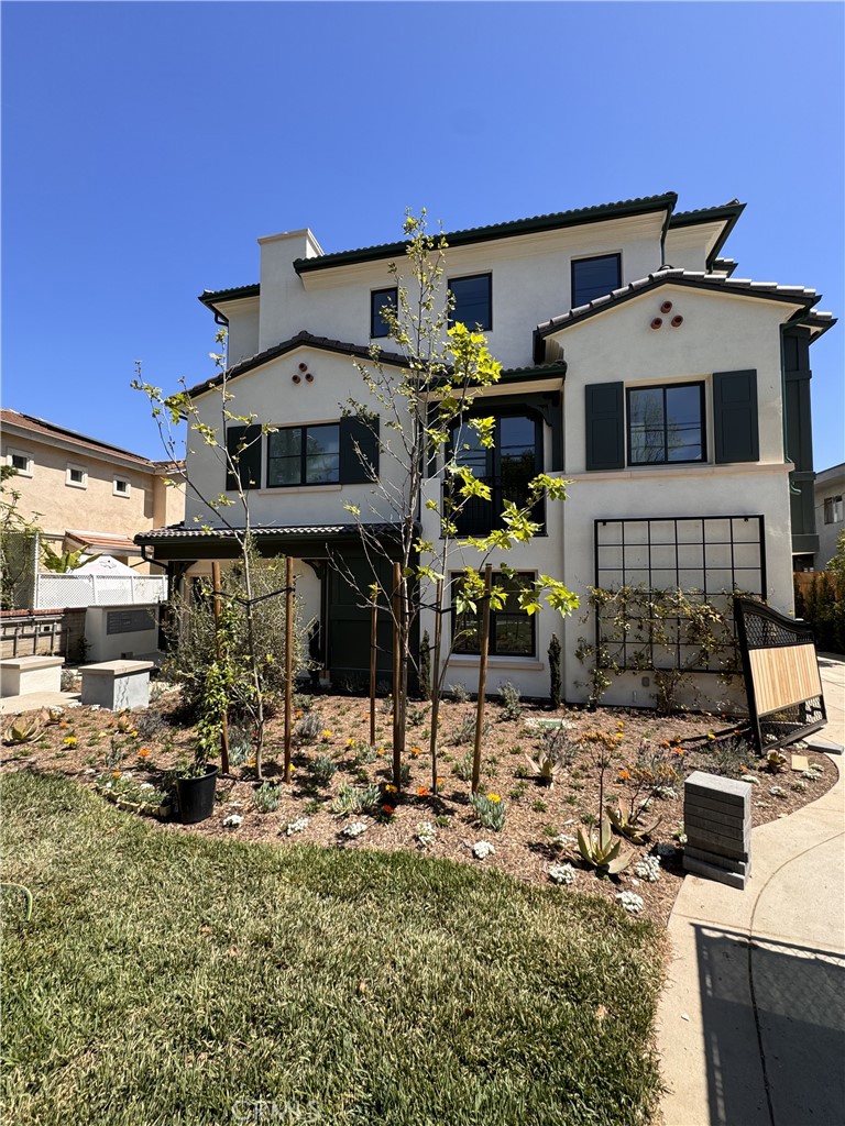 1022 La Cadena Ave C Property Photo 1