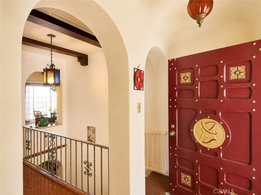 142 Stockbridge Property Photo 2