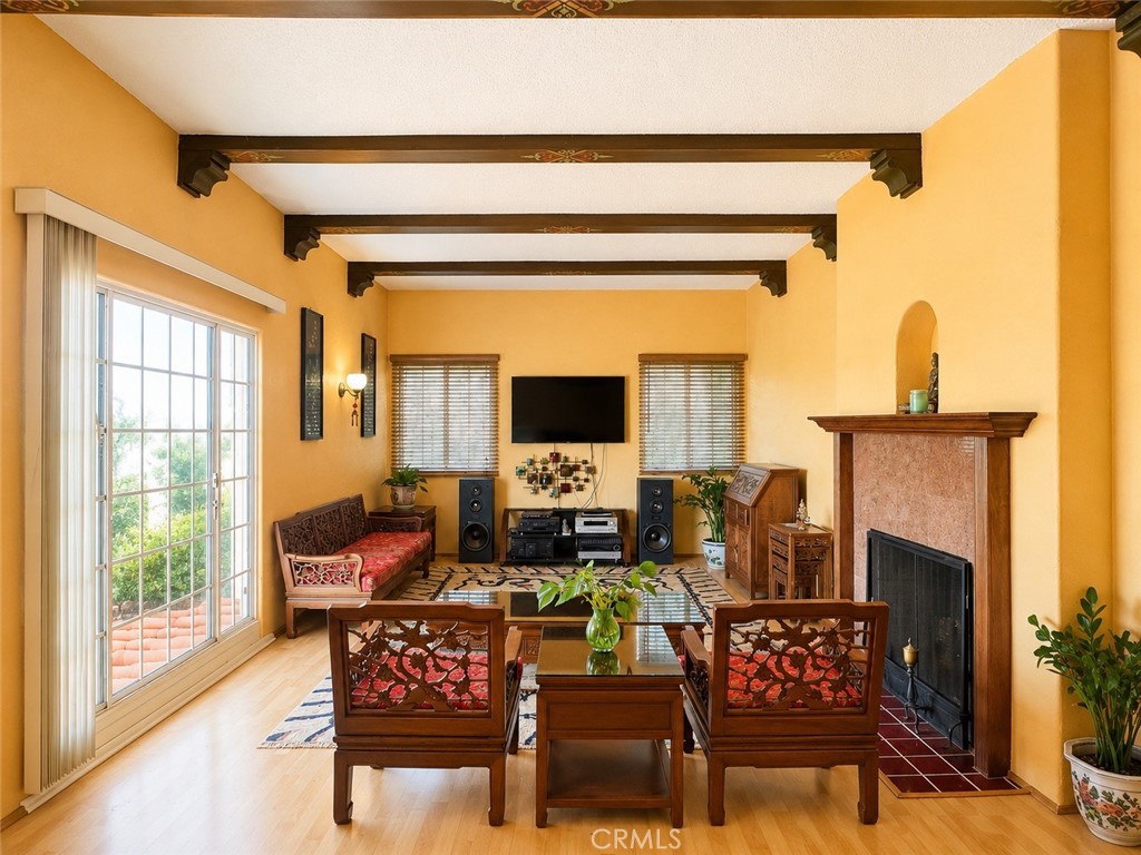 142 Stockbridge Property Photo 3
