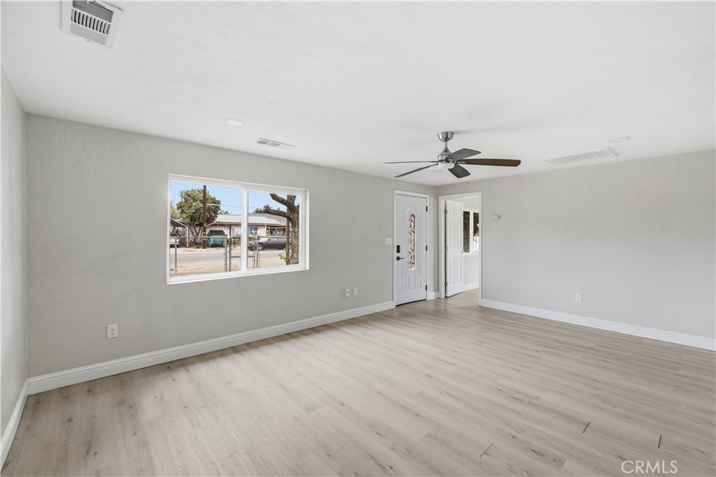 19474 Avenue 22 1/2 Property Photo 6