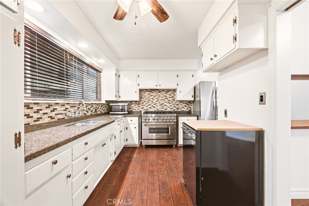 6928 Vanscoy Property Photo 8
