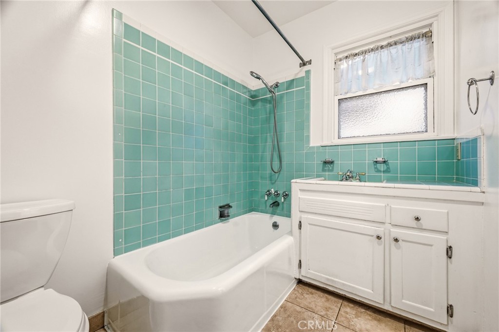 6928 Vanscoy Property Photo 17