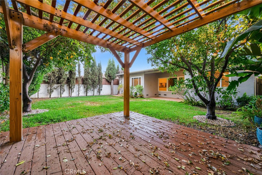 6928 Vanscoy Property Photo 28