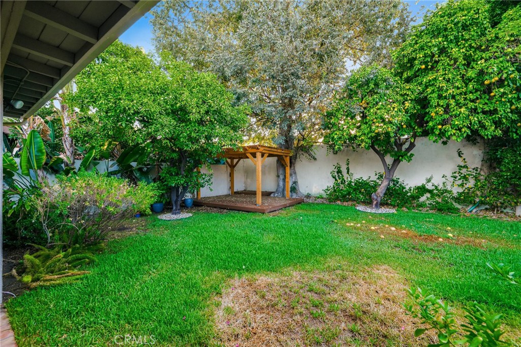 6928 Vanscoy Property Photo 31