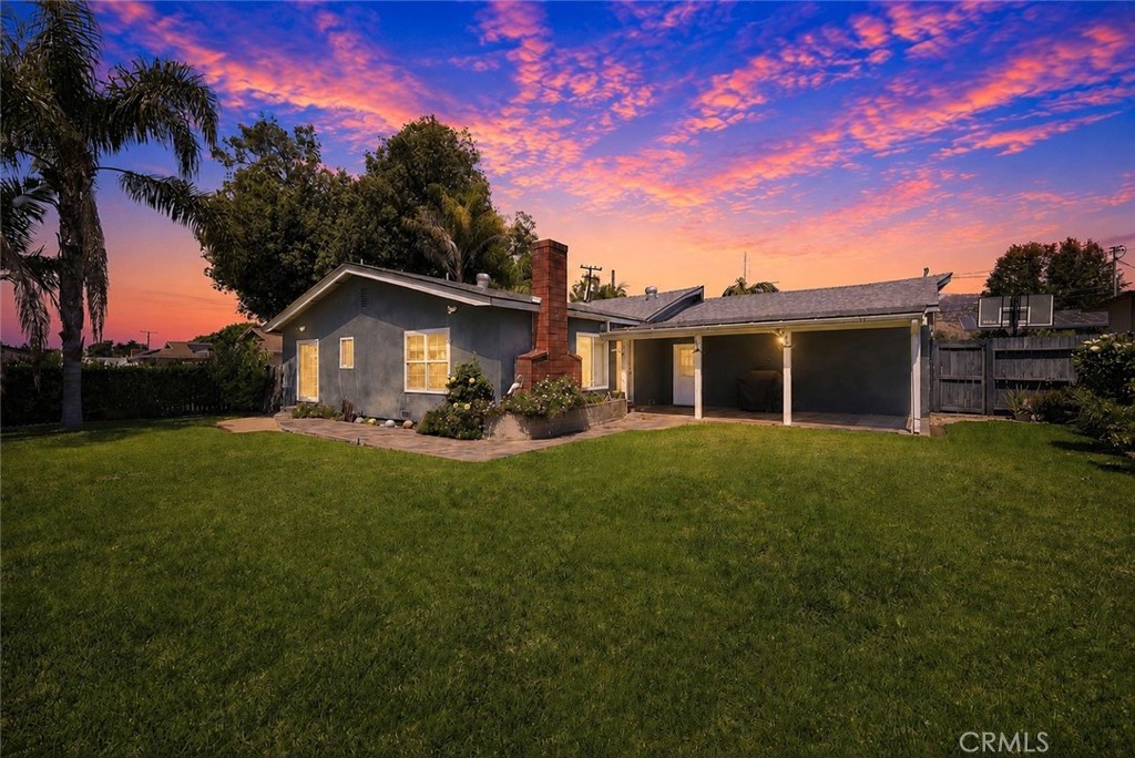 334 E Juanita Avenue Property Photo 4