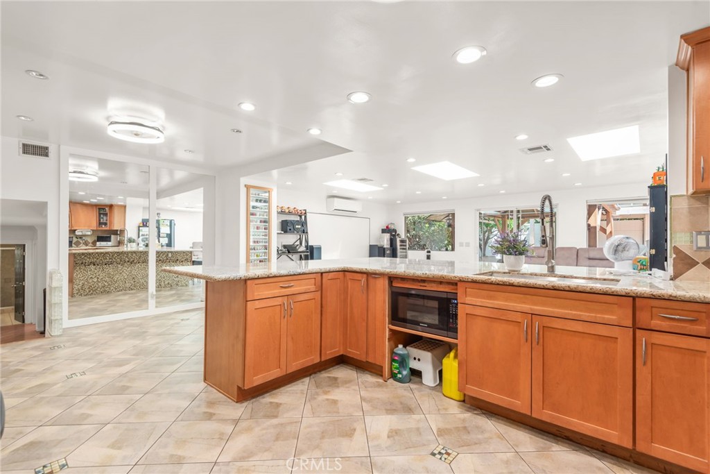 1740 Deerhaven Property Photo 16