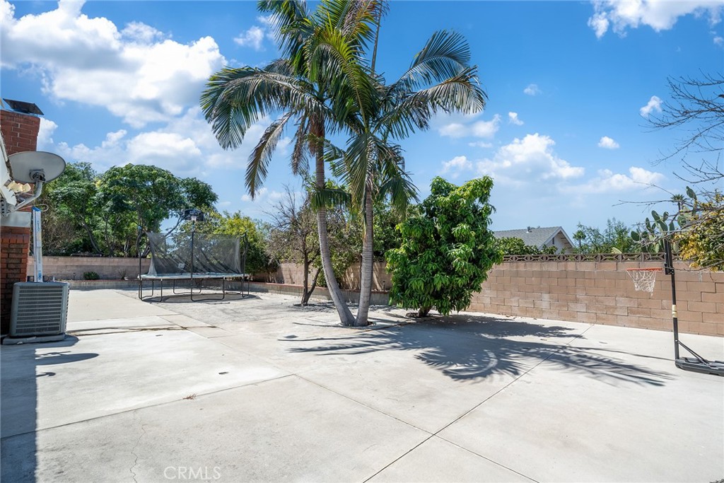 12628 Ramona Ave Property Photo 38