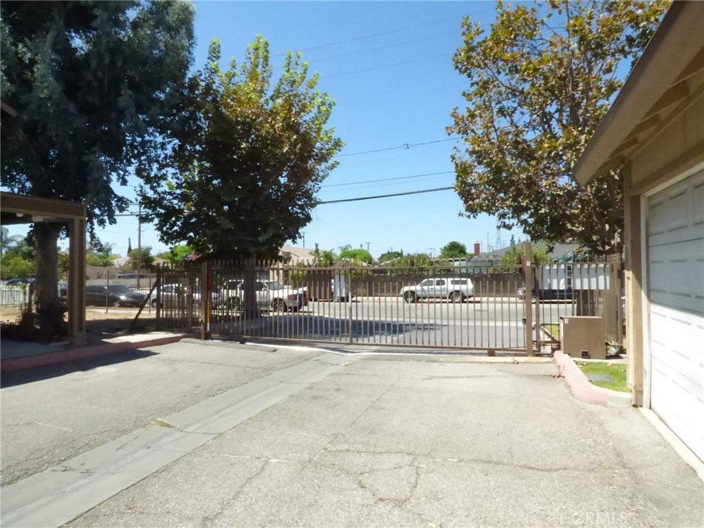 12828 Ramona Boulevard 112 Property Photo 9