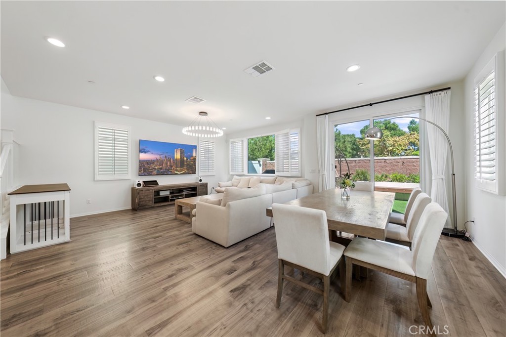 16405 Globetrotter Property Photo 4