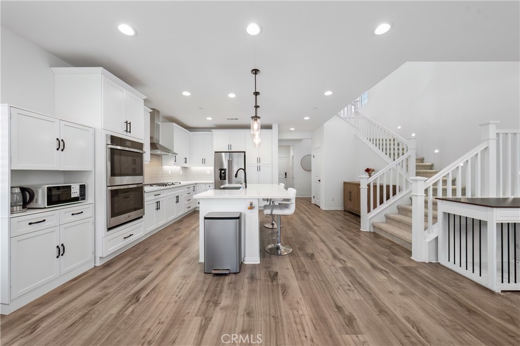 16405 Globetrotter Property Photo 10
