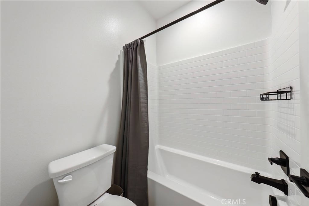 16405 Globetrotter Property Photo 26