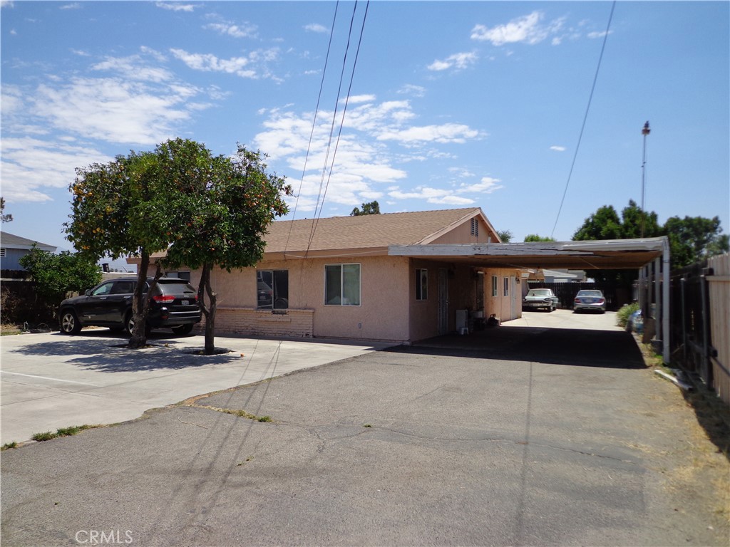 4562 Phelan Property Photo 4