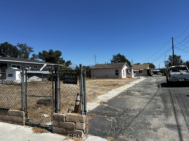 4562 Phelan Property Photo 15