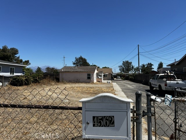 4562 Phelan Property Photo 17
