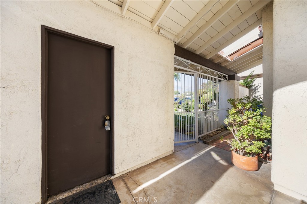 1366 Branch Property Photo 5