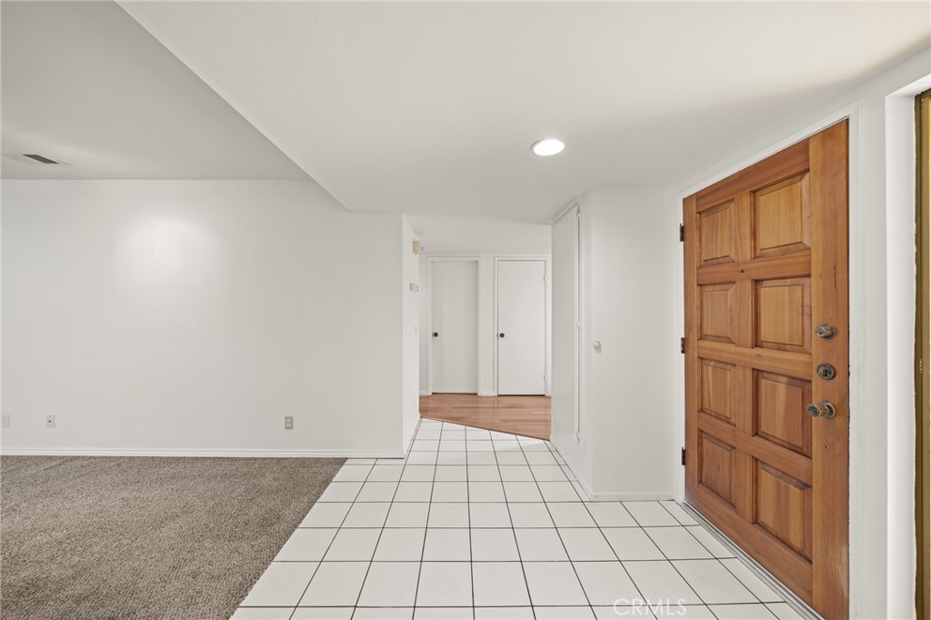 1366 Branch Property Photo 6
