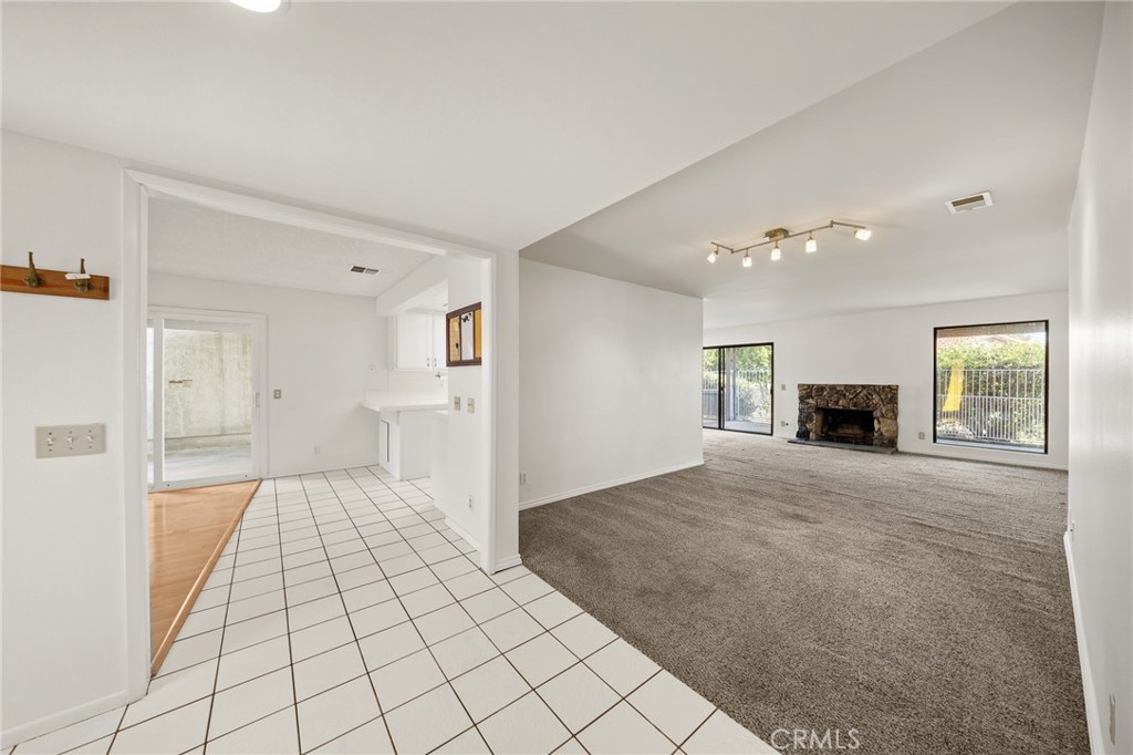 1366 Branch Property Photo 10
