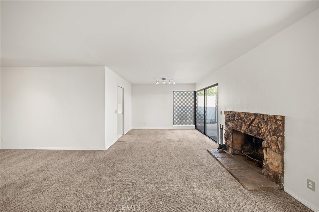1366 Branch Property Photo 15
