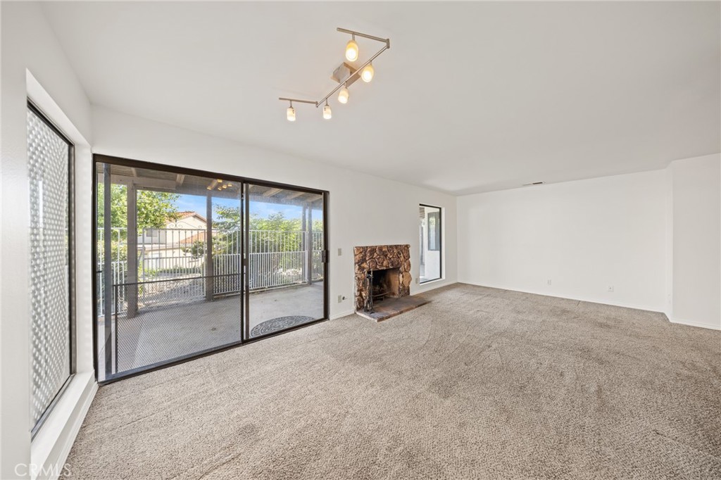 1366 Branch Property Photo 17