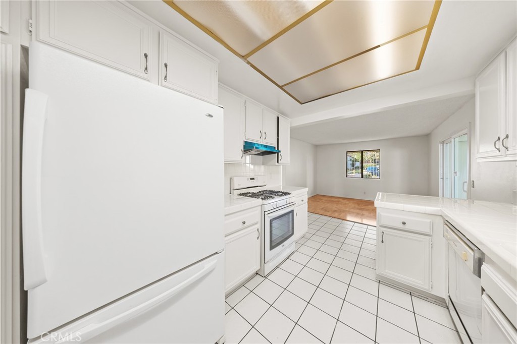 1366 Branch Property Photo 21