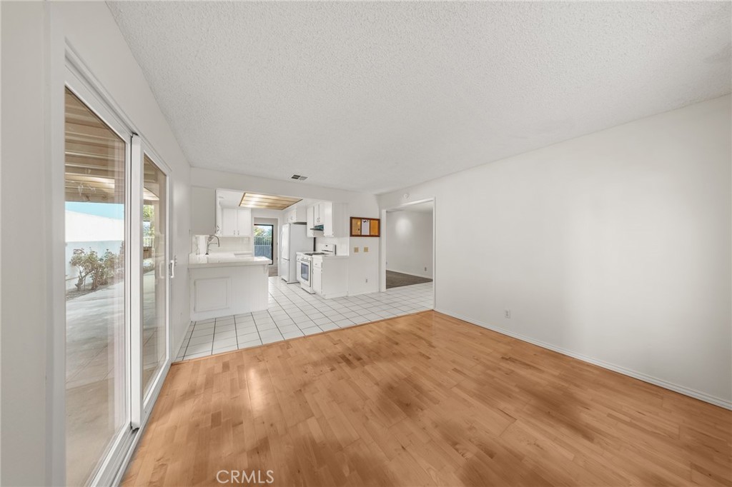 1366 Branch Property Photo 24