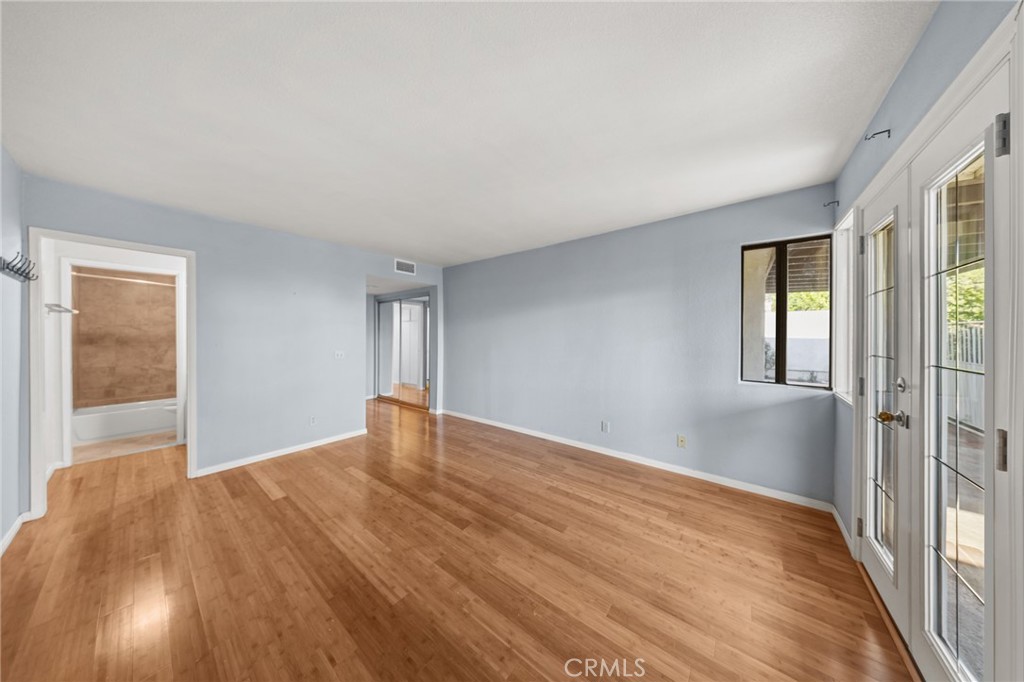 1366 Branch Property Photo 32