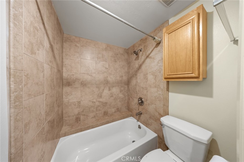 1366 Branch Property Photo 35
