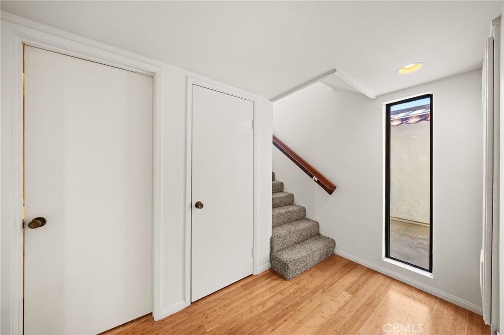1366 Branch Property Photo 36