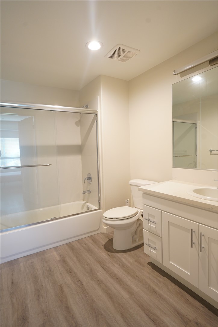 419 N Chandler Avenue 303 Property Photo 11