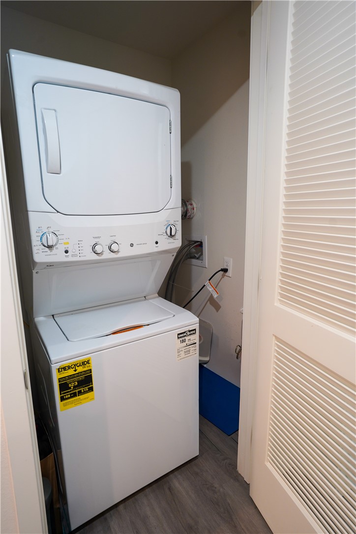 419 N Chandler Avenue 303 Property Photo 12
