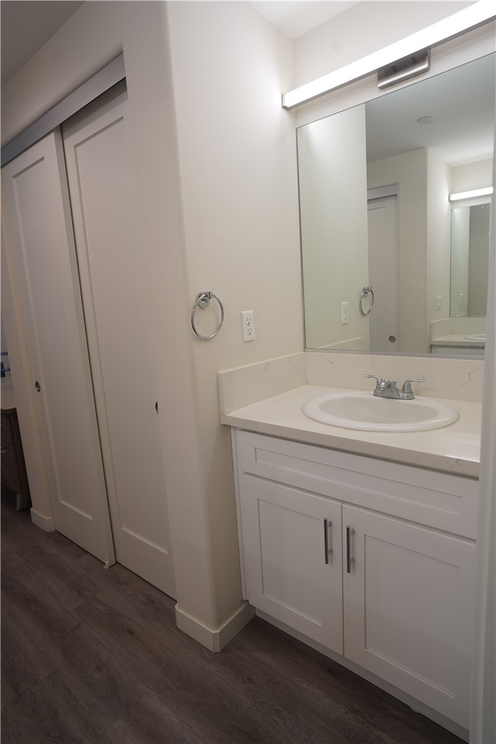419 N Chandler Avenue 303 Property Photo 14